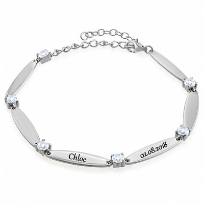 Love Links™ personalized bracelet engraved with names