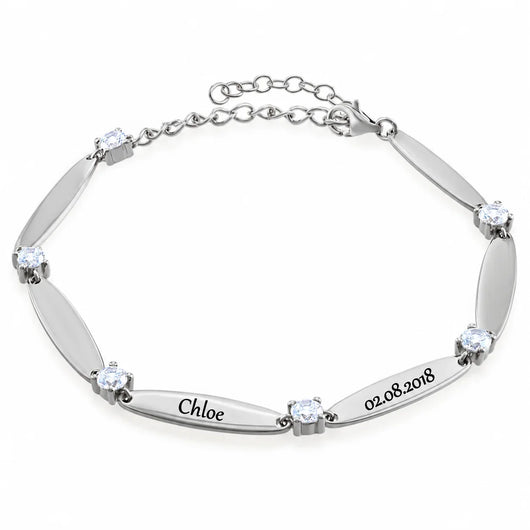 Love Links™ personalized bracelet engraved with names
