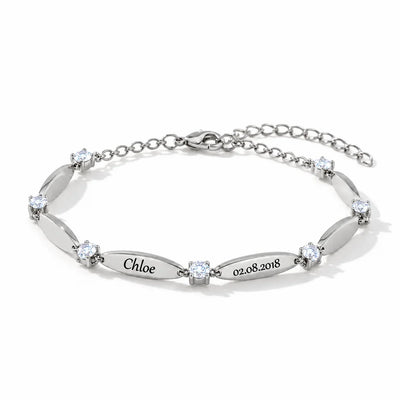 Love Links™ personalized bracelet engraved with names