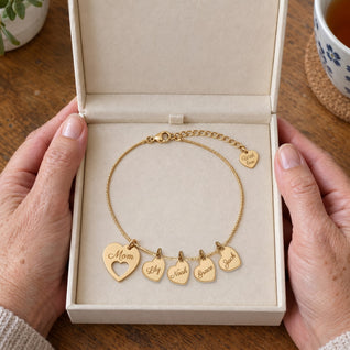 My Whole World™ - Personalized Heart Name Bracelet